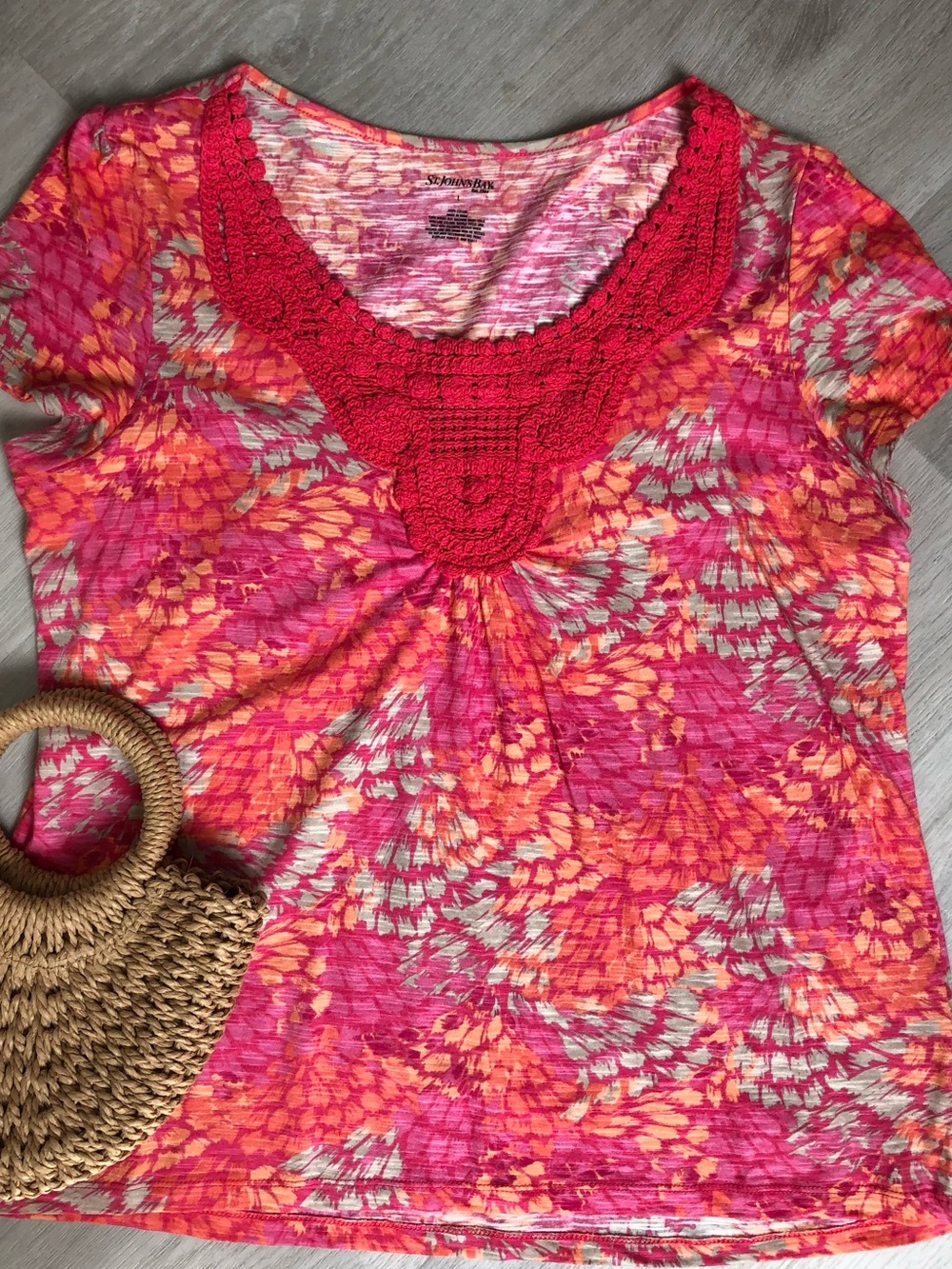 St. John’s Bay Hot Pink Crochet Trim Summer Short Sleeve Top Size Large